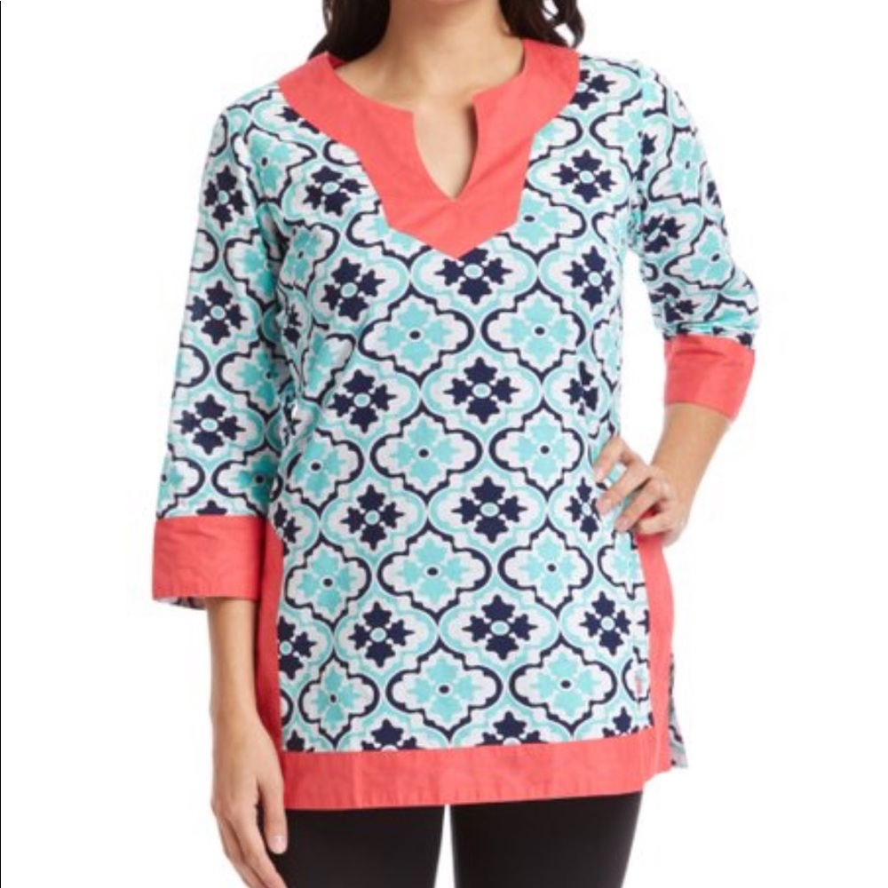 Simply Southern Flower Notch Tunic - Picture 2 of 8